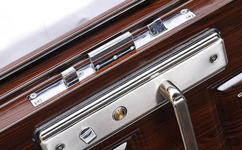 临桂24小时上门开锁公司